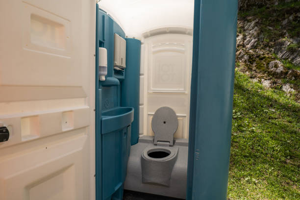 Best Portable restroom solutions  in Bellaire, TX