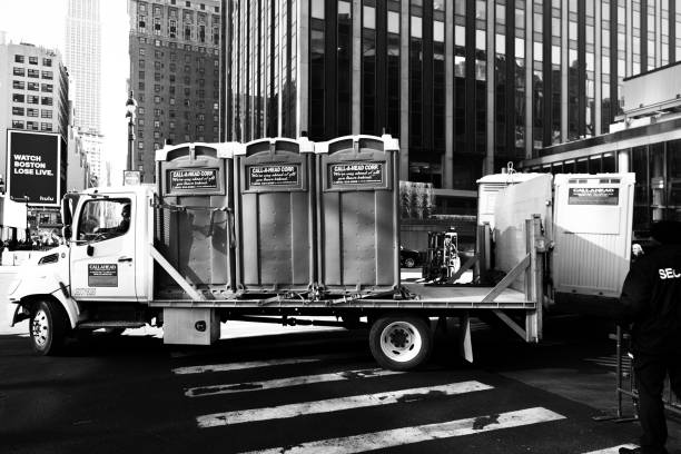 Best Best portable toilet rental  in Bellaire, TX
